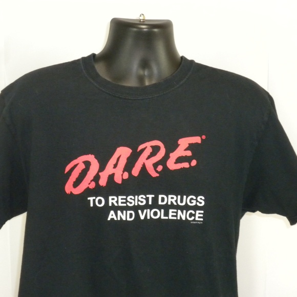 Fruit of the Loom Other - D.A.R.E. Large Drug Resistance Education VTG Tee